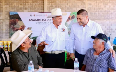 José Paz López Elenes compromete apoyo a ganaderos de Badiraguato