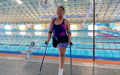 Paciente del Hospital de Pediatría del CMN Siglo XXI supera cáncer óseo y es campeona de natación en Chiapas.
