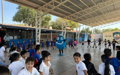 “Tita” y Cultura del Agua visitan la Primaria Emiliano Zapata.