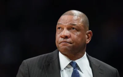 Doc Rivers, entrenador de la NBA, critica abusos de ICE contra latinos