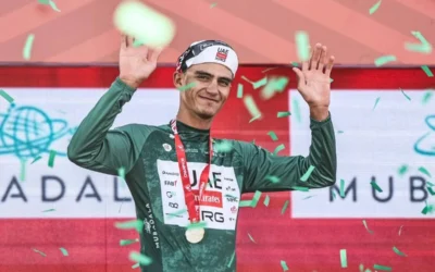 Isaac del Toro gana la primera etapa del Tour UAE con un sólido sprint
