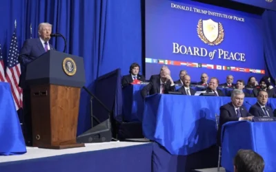 Trump presenta su Junta de Paz; EU invertirá en ella 10 mil mdd