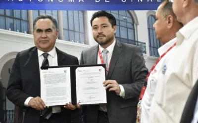 El Rector Jesús Madueña y el INFONAVIT firman convenio de regularización, para garantizar el derecho a la vivienda de los trabajadores universitarios.