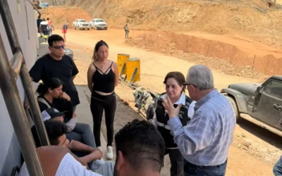 Gobernador Rocha visita nuevamente mina Santa Fe en Rosario, en apoyo a labores de rescate de los mineros.