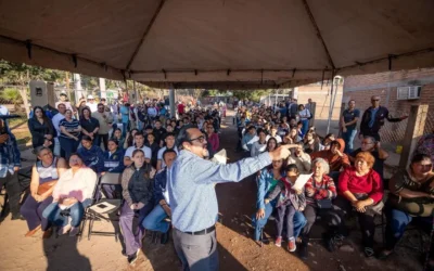 “Estamos en el rumbo correcto”: alumnos de la UAS tras arranque de pavimentación de calles en Quilá.