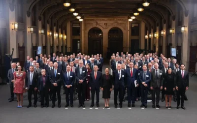 Presidenta Claudia Sheinbaum recibe a más de 100 directores y directoras ejecutivos de empresas nórdicas en Palacio Nacional.