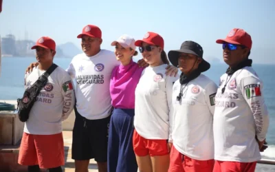 Estrella Palacios participa en Mesa de Seguridad y supervisa Centro de Mando para operativo vacacional.