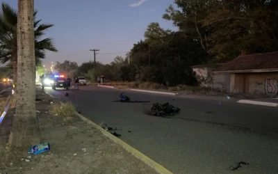 Muere motociclista en Navolato cuando derrapó e impacto contra guarnición.