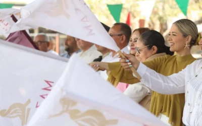 E strella Palacios da el arranque a la construcción de barda perimetral en el Jardín de Niños Agustín Yáñez, en Arboledas I.