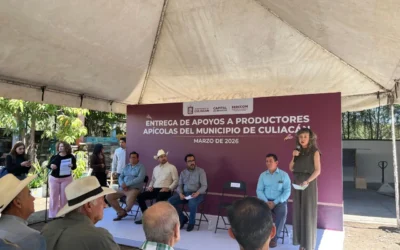 Entrega Ayuntamiento apoyos a apicultores de Culiacán para fortalecer producción