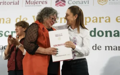 Presidenta Claudia Sheinbaum inicia conmemoración del día internacional de la mujer con entrega de 500 escrituras y 447 condonaciones de créditos a mujeres de Tecamac , Edomex .