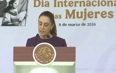 Presidenta Claudia Sheinbaum destaca a mujeres mexicanas que “tejieron la Patria” en acto en el Campo Marte.