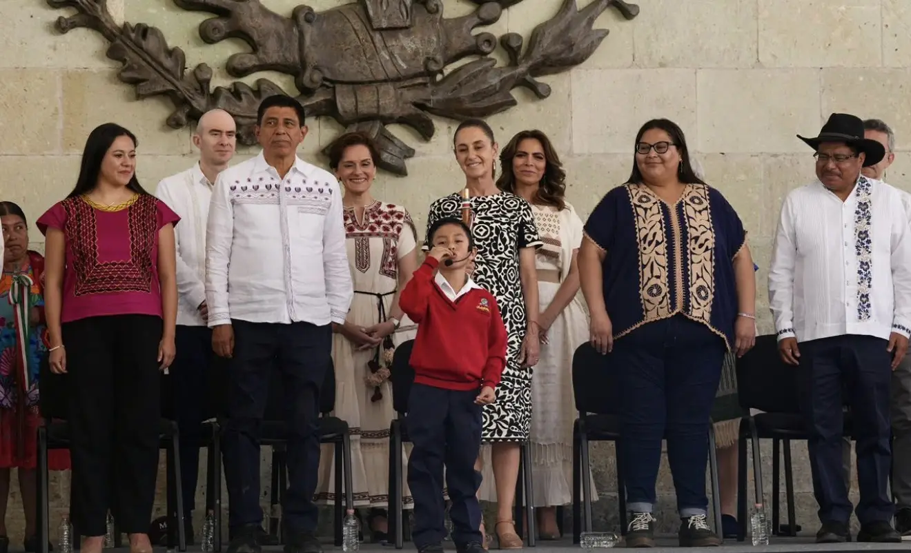 Benito Juárez vive en la cuarta transformación: Presidenta Claudia Sheinbaum en el 220 aniversario de su natalicio ; reconoce a Margarita Maza como primera embajadora histórica de México.