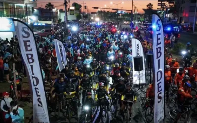 “Sinaloa rueda por el cuidado del agua: una marea ciudadana pedalea por el futuro y el bienestar común.