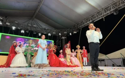 Lleno total en la Noche de coronación en el Carnaval de Altata Oleajes de Alegría 2026 evento con grata convivencia familiar.