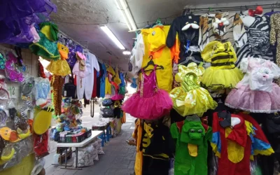 Ventas positivas en trajes se esperan por el Día de la Primavera en el Mercado Garmendia: Comerciantes