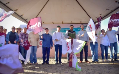 Manos a la obra en El Maviri: recogen basura para proteger la costa de Ahome