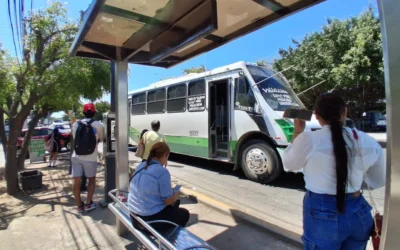 Aumento del diésel presiona al transporte público en Mazatlán