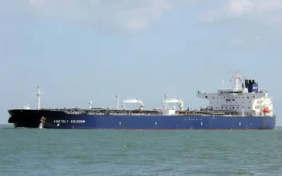 Llega a Cuba buque ruso con 100 mil toneladas de petróleo como ayuda