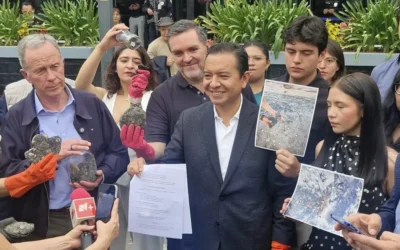 PAN denuncia derrame petrolero en el Golfo de México; acusan desastre ambiental de gran escala