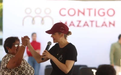 Estrella Palacios le cumple de manera directa a 93 familias en jornada “Contigo Mazatlán”.