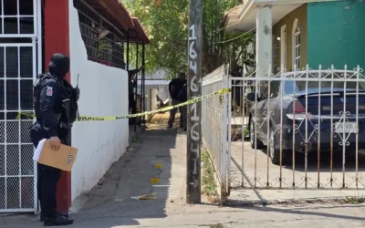 Sorprenden en un ataque a balazos en Infonavit Humaya deja daños materiales.