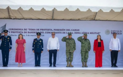 Asiste el gobernador Rocha Moya a la instalación de la Novena Zona Aérea Militar en Culiacán