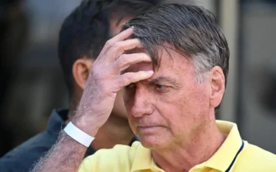 Ex presidente brasileño Jair Bolsonaro, en terapia intensiva con bronconeumonía