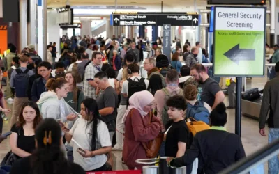 Crisis en aeropuertos de Estados Unidos provoca filas de hasta cuatro horas en controles de seguridad