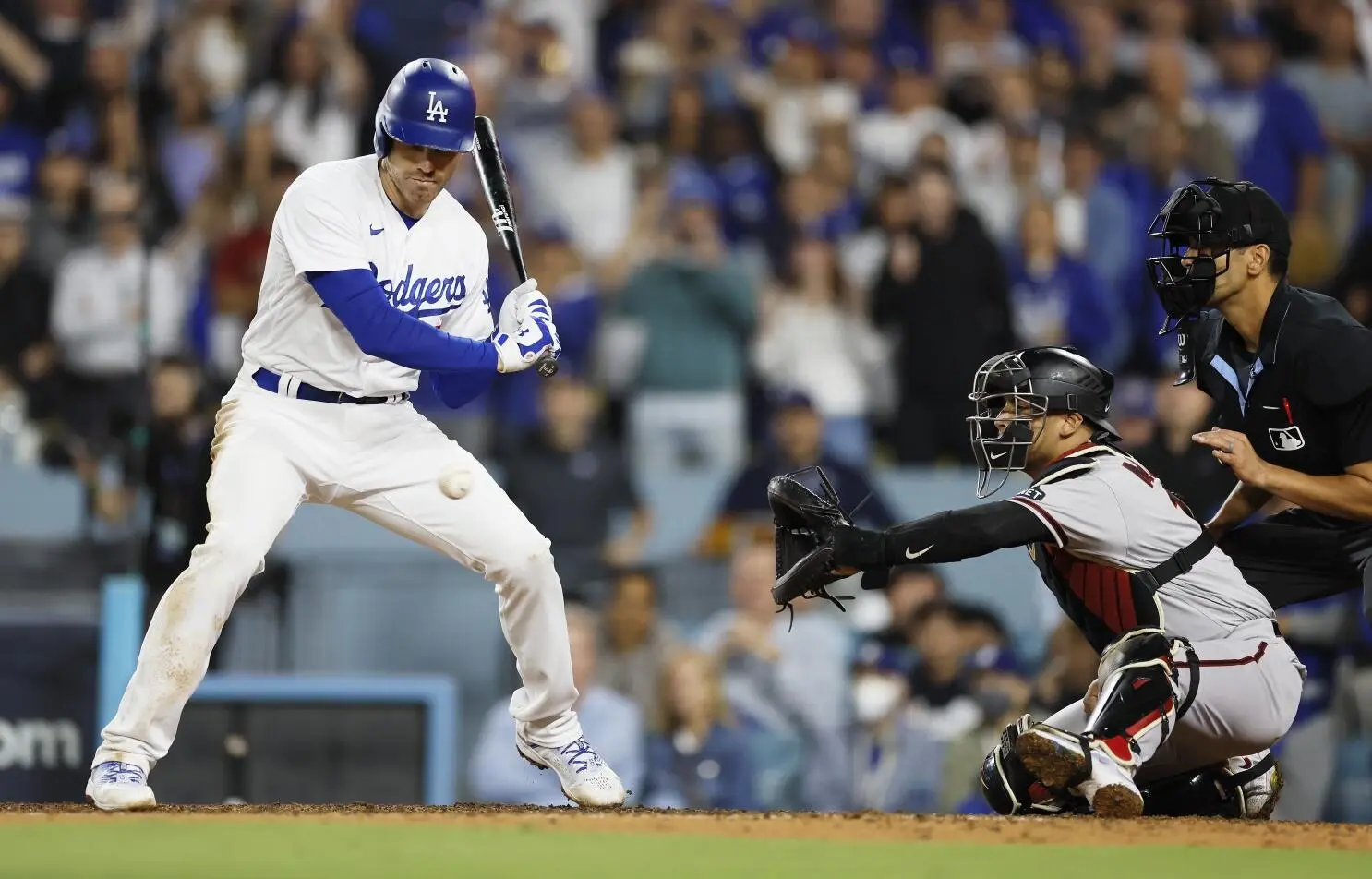 Dodgers marcan territorio en Opening Day con Yamamoto dominante