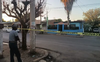 Atacan a un hombre en la 7 gotas en Culiacán.