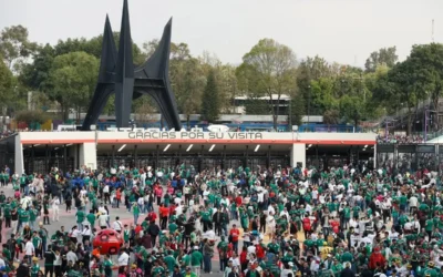 Pese a problemas en reinauguración del Azteca, se trabaja para superarlos: Sheinbaum