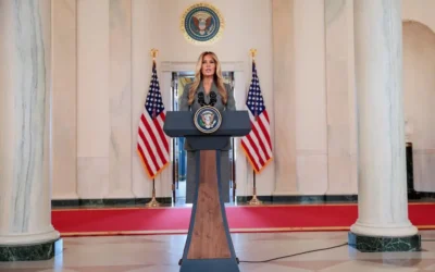 Melania Trump asegura que no estuvo relacionada con Jeffrey Epstein y pide audiencia para víctimas